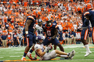 Syracuse's defense has had to learn its new scheme over Zoom with no spring practices. 