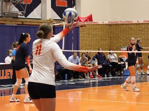 Polina Shemanova helped Syracuse record six aces in its win over Albany. 