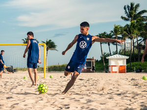 Nico Perea scored four goals in three games at the 2021 FIFA Beach Soccer World Cup just a year after learning the sport.
