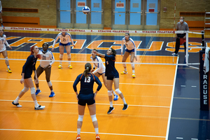 Through all four sets, SU recorded 16 total blocks, a .278 hitting percentage and 46 digs. 
