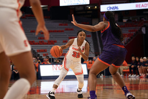 Syracuse continued its hot 3-point shooting against Clemson. 